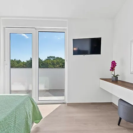 Feriehus Mit Privatpool, Ping-pong, Bbq