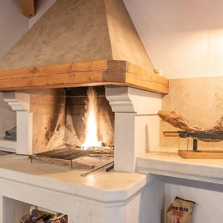 Mit Privatpool, Ping-pong, Bbq Štokovci